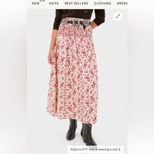 Tuckernuck Pomegranate Bloom Smocked Benson Skirt size XS